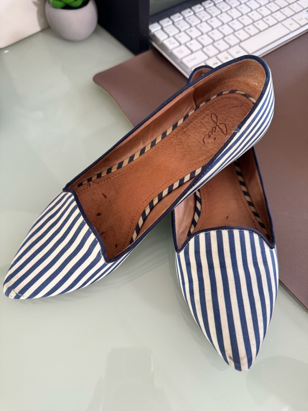 Joie Striped Pointed Toe Women's Flats - Navy & White